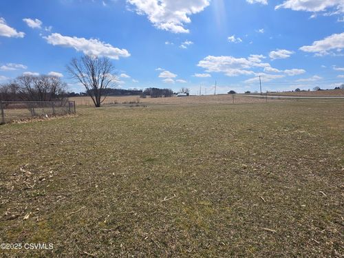 33 Grand Oak Ln, Selinsgrove, PA, 17870 | Card Image