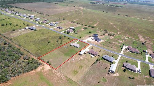 145 Gentle Breeze, Floresville, TX, 78114-3351 | Card Image