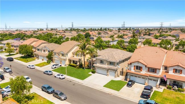 13894 Blue Ribbon Ln, House other with 6 bedrooms, 5 bathrooms and 1 parking in Corona CA | Image 18