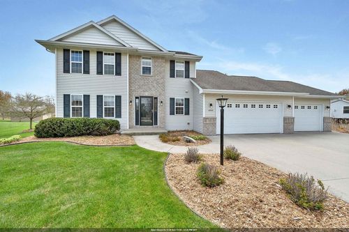 2085 Bracton Road, SUAMICO, WI, 54173 | Card Image