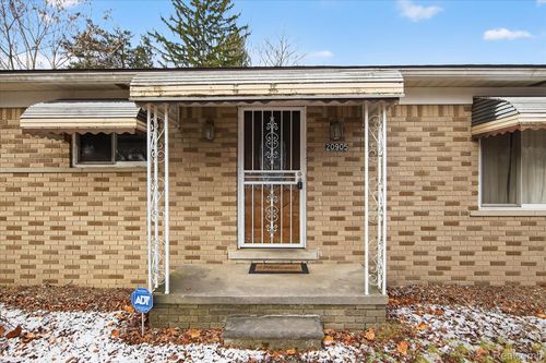 20905 Van Buren Street, Southfield, MI, 48033 | Card Image