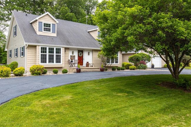 11 Meadowbrook Court, House other with 5 bedrooms, 5 bathrooms and null parking in GRAND CHUTE WI | Image 46