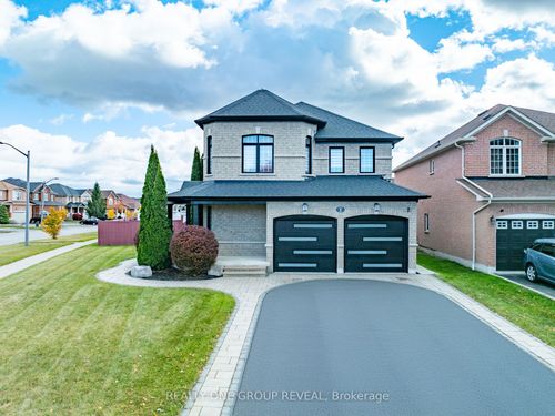 1 Bridgid Dr, Whitby, ON, L1P1T7 | Card Image