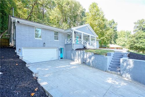 659 Lynn Valley Rd Sw, Atlanta, GA, 30311-2324 | Card Image