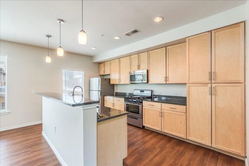 apt-1502-2606 Wilson St, Austin, TX, 78704-5460 | Card Image