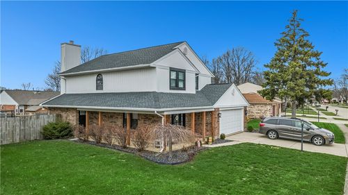 8871 Willowgate Ln, Huber Heights, OH, 45424-6418 | Card Image