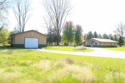 N7804 Indian Lake Road, CRYSTAL LAKE, WI, 54960 | Card Image