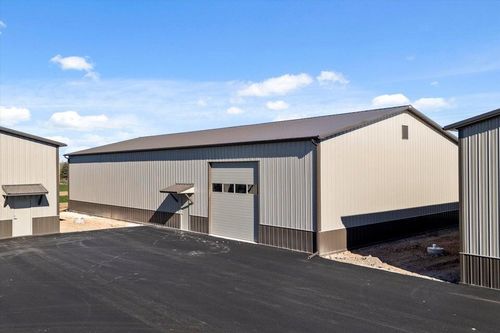 16-3929 County Road Kw, Port Washington, WI, 53074 | Card Image