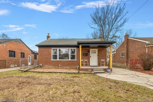 24658 Roanoke Ave, Oak Park, MI, 48237-1870 | Card Image