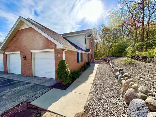 S77W19593 Lakewood Dr, Muskego, WI, 53150-7005 | Card Image