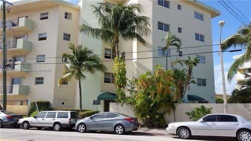 203-7830 Dickens Ave, Miami Beach, FL, 33141 | Card Image