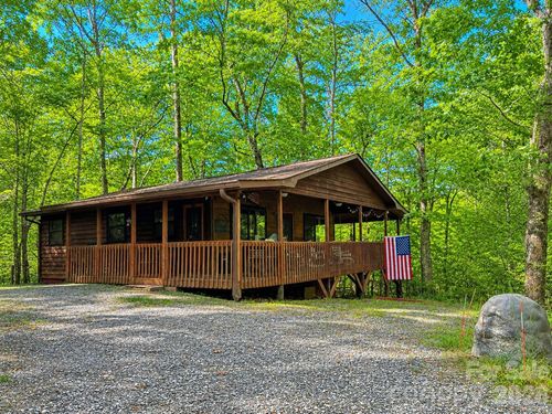 218 Tuskeegee Acres, Robbinsville, NC, 28771-8867 | Card Image