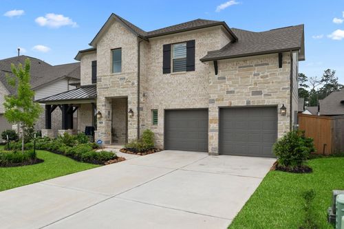 1025 Mission River Dr, Conroe, TX, 77304-1667 | Card Image