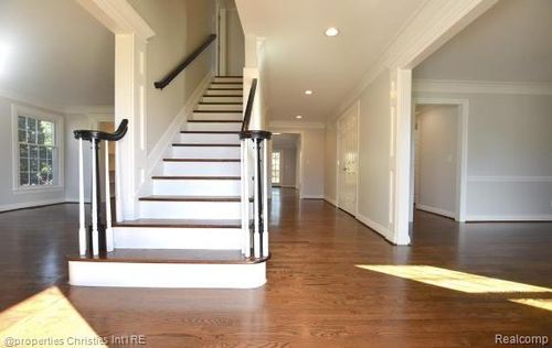 140 Hamilton Rd, Bloomfield Hills, MI, 48301-2540 | Card Image
