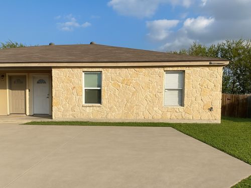 7642 Oak Chase, San Antonio, TX, 78239-3552 | Card Image