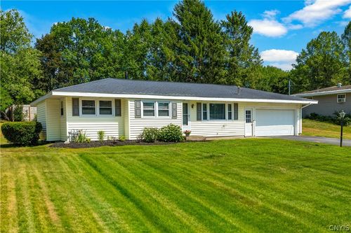 8814 Walnut Dr, Rome, NY, 13440-7447 | Card Image