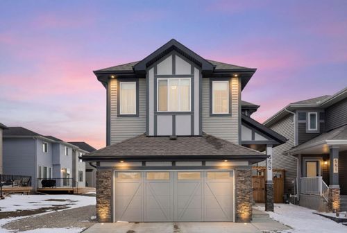 555 Clydesdale Way, Cochrane, AB, T4C3B6 | Card Image