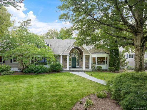 39 Rigene Rd, Harrison, NY, 10528-1221 | Card Image