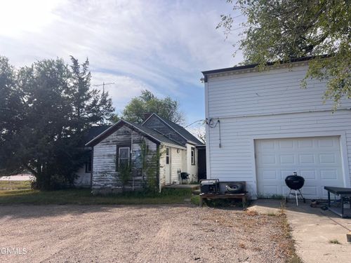 13097 Highway 85, Arnegard, ND, 58835-9700 | Card Image