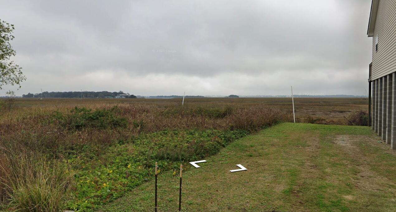 Land in Charleston 4