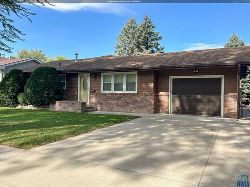 405 W 17th St, South Sioux City, NE, 68776-2242 | Card Image