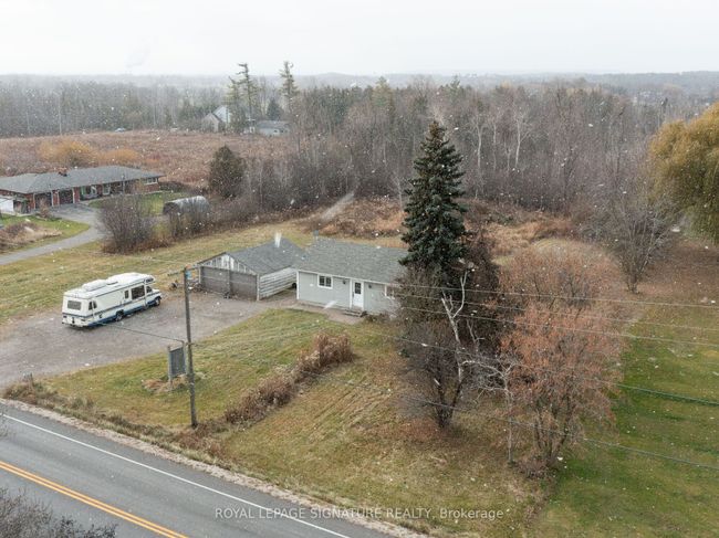 9052 9 Th Line, House other with 2 bedrooms, 1 bathrooms and 10 parking in Norval ON | Image 13