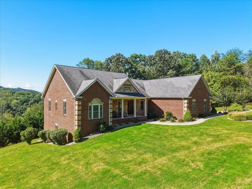 323 Independence Dr, Jefferson City, TN, 37760-3838 | Card Image