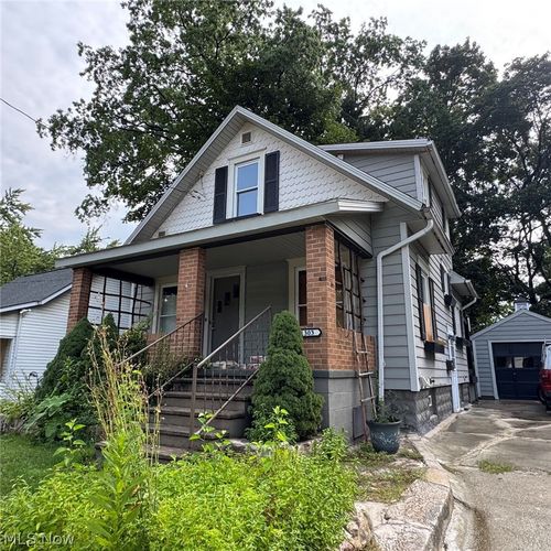 1303 Big Falls Ave, Akron, OH, 44310-1137 | Card Image