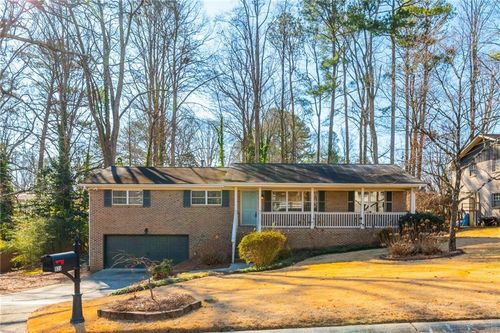 820 Highview Dr Se, Smyrna, GA, 30082-3449 | Card Image