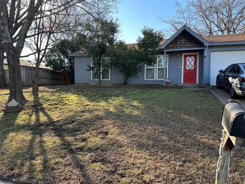 3810 Indian Wells Dr, Arlington, TX, 76017-2336 | Card Image