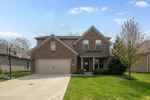 260 Brunswick Cir, Versailles, KY, 40383 | Card Image