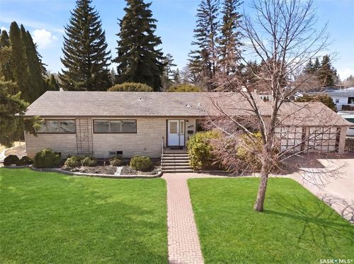 2020 Eastlake Avenue, Saskatoon, SK, S7J0X2 | Card Image