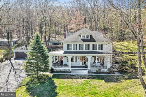 1801 Oak Rd, POTTSVILLE, PA, 17901-3211 | Card Image