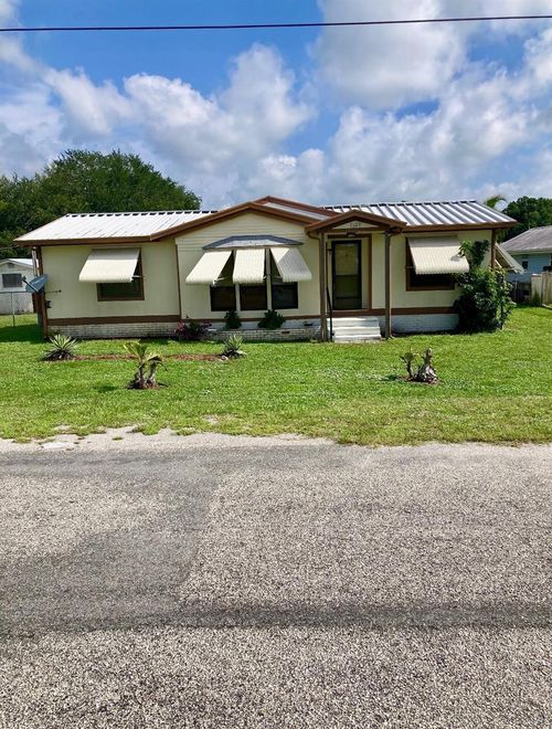 1038 20th St, OKEECHOBEE, FL, 34974-0203 | Card Image