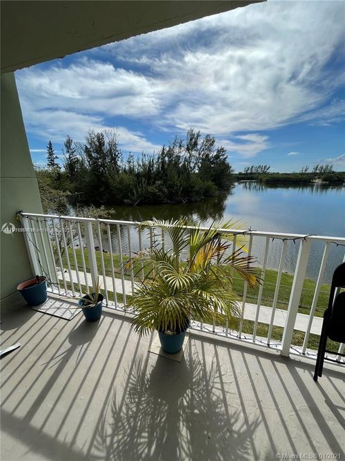 apt-214-8240 Sw 210th St, Cutler Bay, FL, 33189-3492 | Card Image
