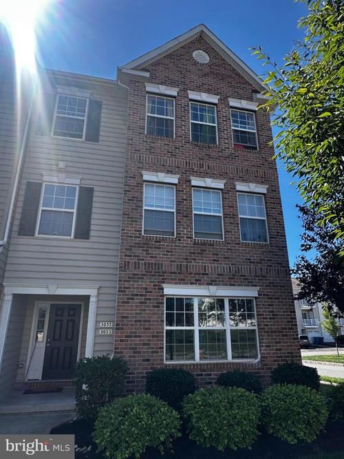 97-l-3053 Davenport Way, PENNSBURG, PA, 18073-1286 | Card Image