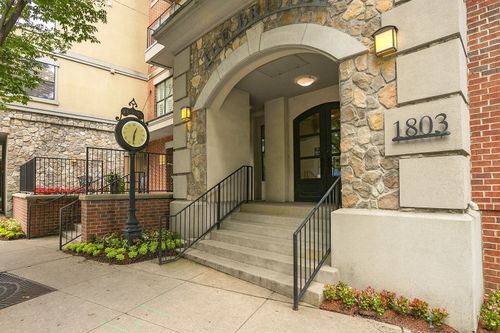 apt-318-1803 Broadway, Nashville, TN, 37203-2762 | Card Image