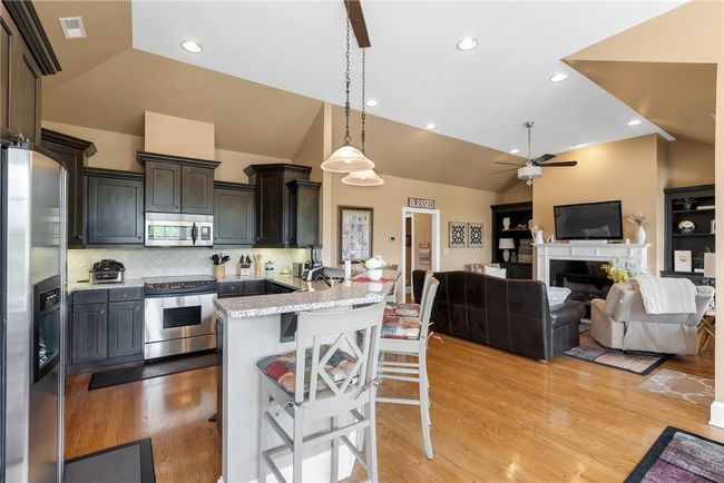 B - 105 Portside Ct, Townhouse with 3 bedrooms, 4 bathrooms and null parking in Sunset SC | Image 9