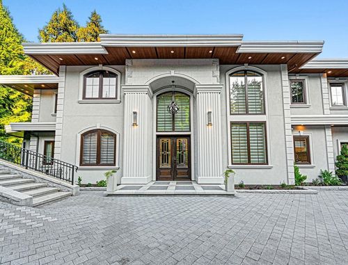 558 Glenross Rd, West Vancouver, BC, V7S1L5 | Card Image