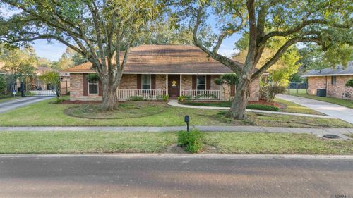 1124 Stoneleigh Drive, Baton Rouge, LA, 70808 | Card Image