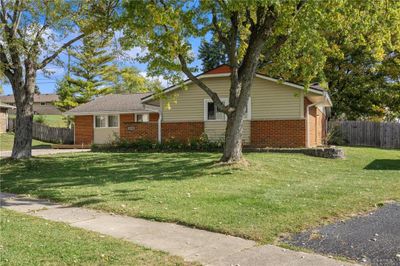 5530 Clagston Court, House other with 4 bedrooms, 2 bathrooms and null parking in Huber Heights OH | Image 2