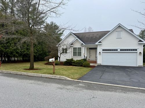 15 Upswept Ln, South Burlington, VT, 05403-4441 | Card Image