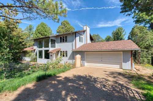 3 Pine Ct, Tijeras, NM, 87059-8228 | Card Image