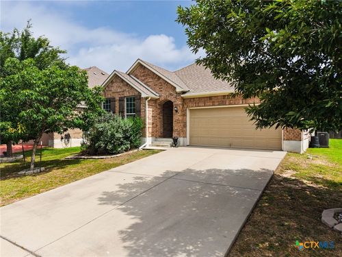 827 Old World Dr, Harker Heights, TX, 76548-3205 | Card Image