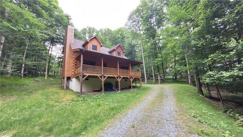 121 Whipporwill Way Rd, Beech Mountain, NC, 28604-8239 | Card Image