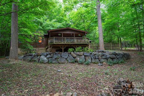 23 Hunting Lodge Dr, Black Mountain, NC, 28711-9799 | Card Image