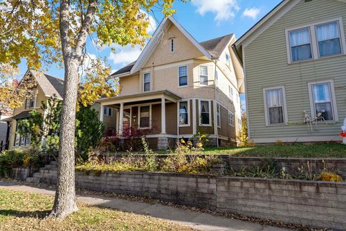 702 4th St E, Saint Paul, MN, 55106-5169 | Card Image