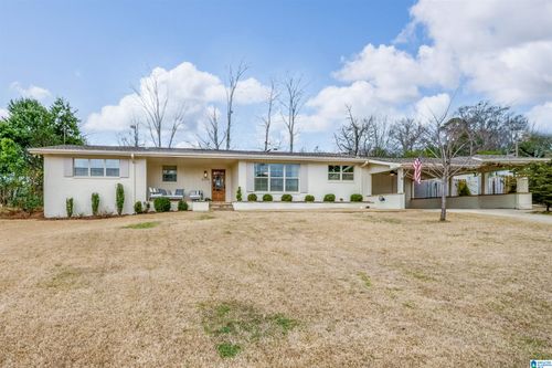 2104 Beverly Hills Drive, VESTAVIA HILLS, AL, 35216 | Card Image