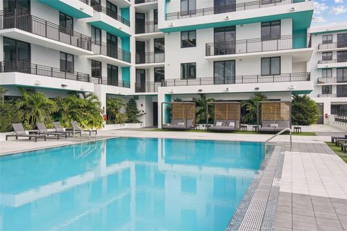 2001 Hollywood Blvd, Hollywood, FL, 33020-4579 | Card Image