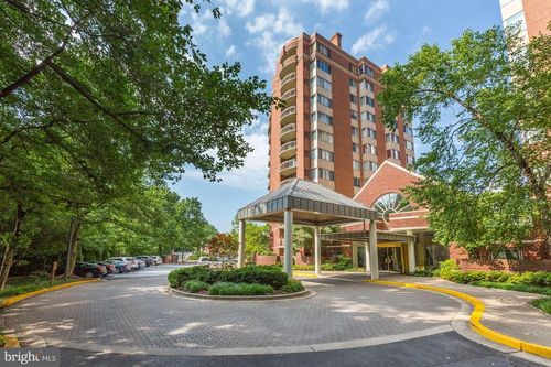 apt-302-5802 Nicholson Ln, Rockville, MD, 20852-2966 | Card Image